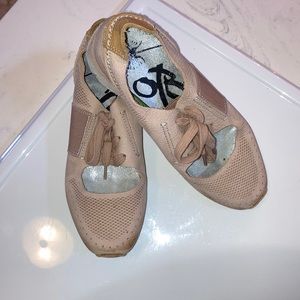 Women’s OTBT sneaker